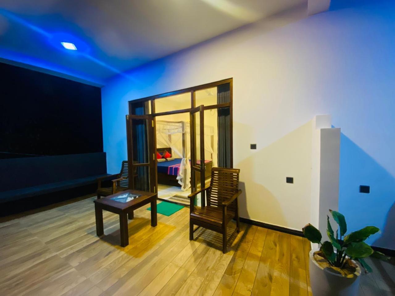 The Wave'S Guest House Мирисса Экстерьер фото