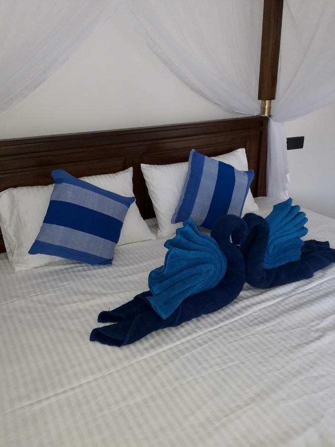 The Wave'S Guest House Мирисса Экстерьер фото