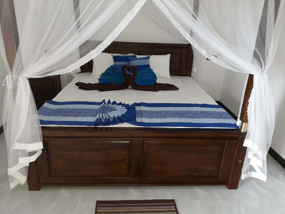 The Wave'S Guest House Мирисса Экстерьер фото